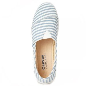 Canvas Casuals Womens White & Blue Stripe Well Padded Insole Comfort Flats Sz L